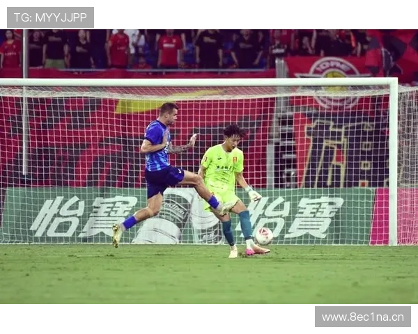 中甲激战全程直播解析赛场精彩瞬间与球队最新动态 - 副本 - 副本 - 副本